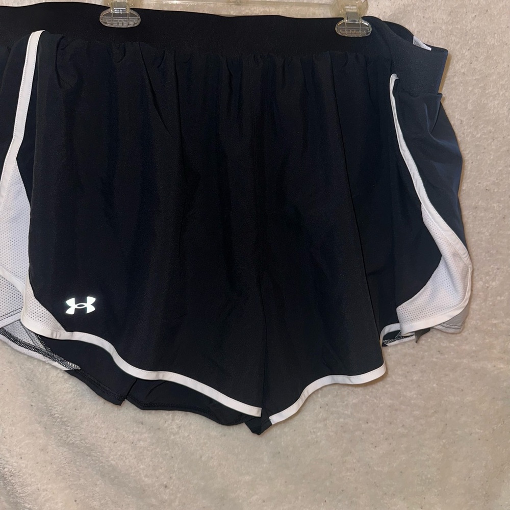 New with tag Under Armour size 3x shorts.